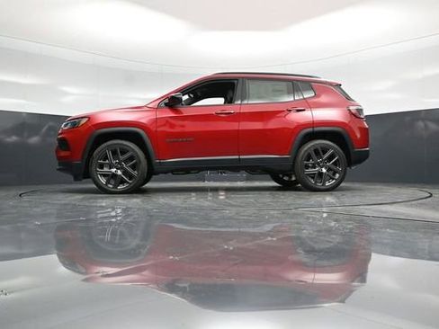 New 2026 Jeep Compass Altitude image 54