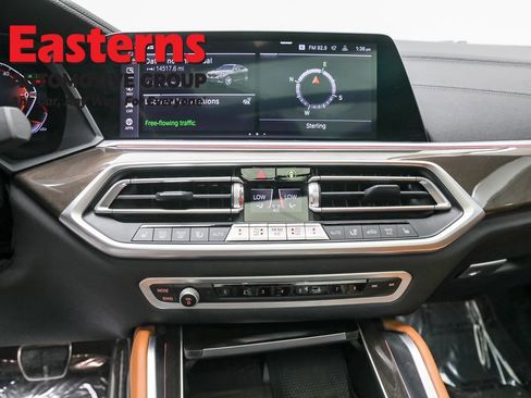 Used 2022 BMW X6 xDrive40i w/ M Sport Package image 12