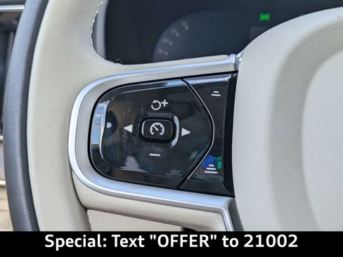 Used 2026 Volvo XC90 B6 Ultra w/ Protection Package AWD/4WD image 31