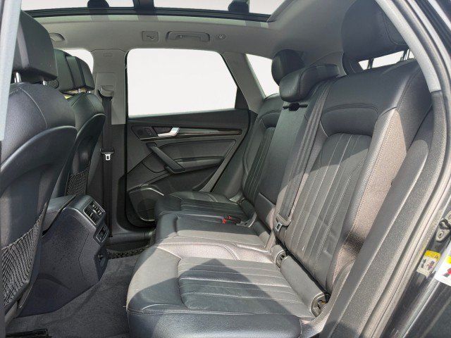 Used 2018 Audi Q5 2.0T Premium Plus w/ Premium Plus Package AWD/4WD image 14