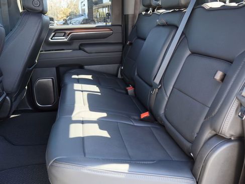 Used 2024 GMC Sierra 2500 Denali w/ Denali Reserve Package image 26