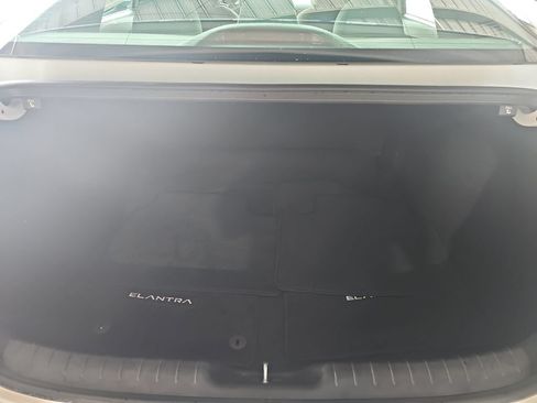 Certified 2023 Hyundai Elantra SE FWD image 12