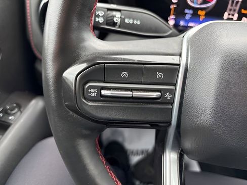 Used 2023 Chevrolet Colorado Z71 w/ Z71 Convenience Package 2 image 9