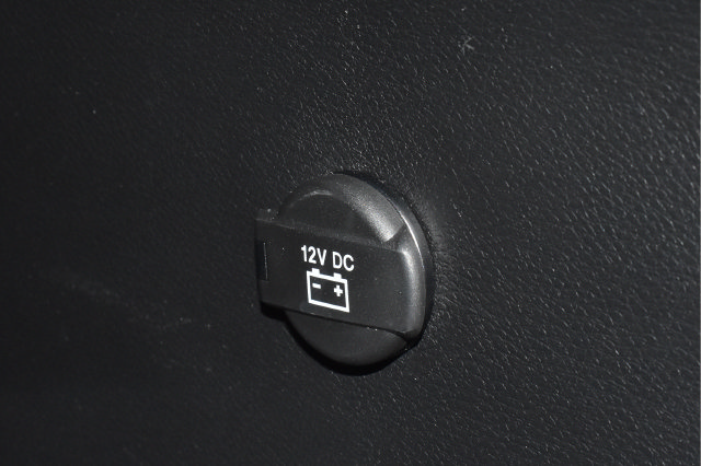 Certified 2025 Chrysler Pacifica Select FWD image 24