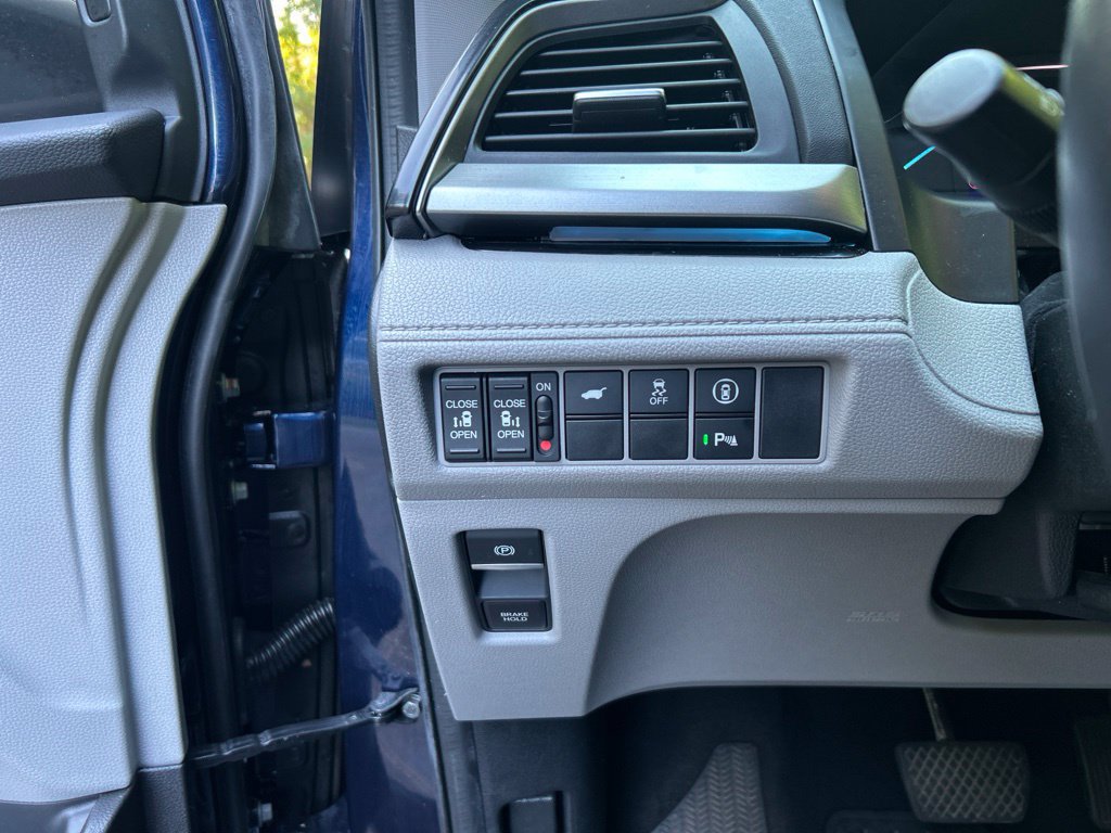 Used 2022 Honda Odyssey Touring image 23