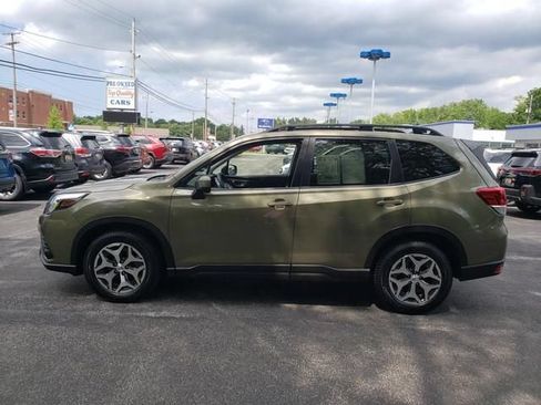 Certified 2024 Subaru Forester Premium AWD/4WD image 7
