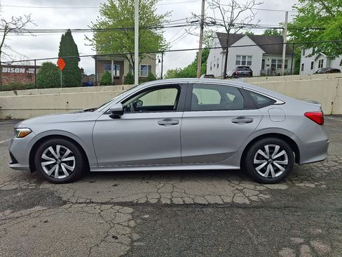 Used 2024 Honda Civic LX image 10