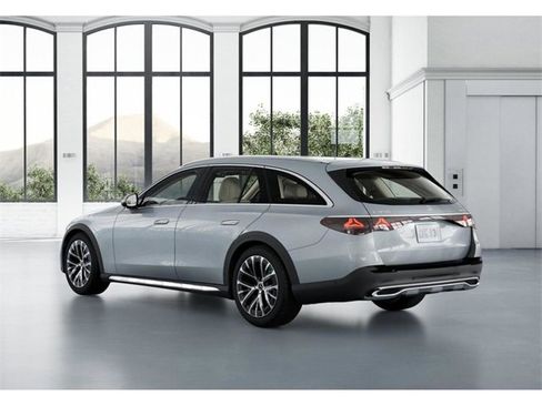 New 2026 Mercedes-Benz E 450 4MATIC All-Terrain Wagon image 29