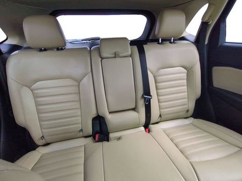 Used 2018 Ford Edge SEL w/ Equipment Group 201A image 25