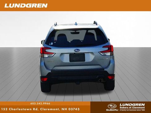 Used 2023 Subaru Forester Limited image 4