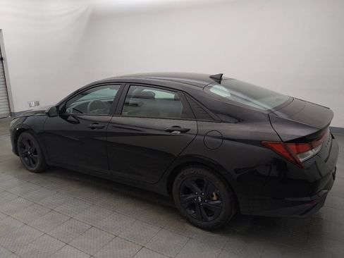 Used 2023 Hyundai Elantra SEL FWD image 3