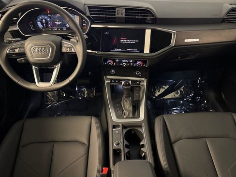 Used 2025 Audi Q3 2.0T Premium w/ Convenience Package image 13