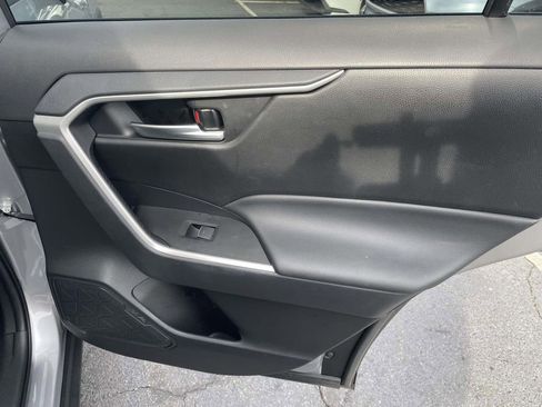 Used 2025 Toyota RAV4 XLE image 44