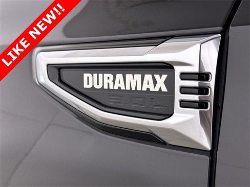 Used 2025 GMC Yukon Denali w/ Denali Reserve Package image 33