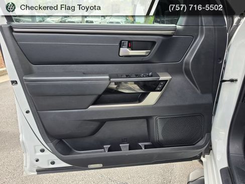Used 2024 Toyota Tundra Limited AWD/4WD image 15