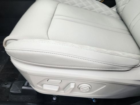 New 2026 Kia Sorento SX Prestige image 9