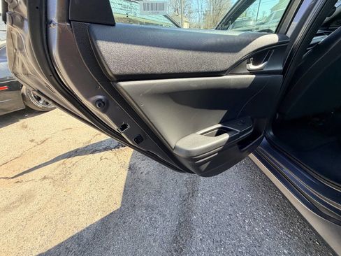 Used 2021 Honda Civic Sport image 36