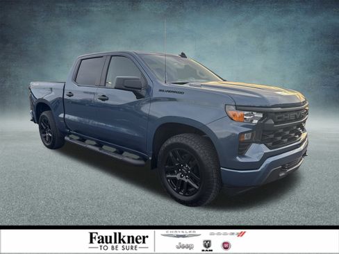 Used 2024 Chevrolet Silverado 1500 Custom w/ Turbomax Blackout Package image 1