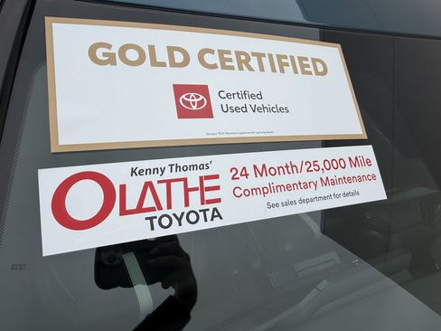 Certified 2025 Toyota Camry SE w/ Convenience Package image 24