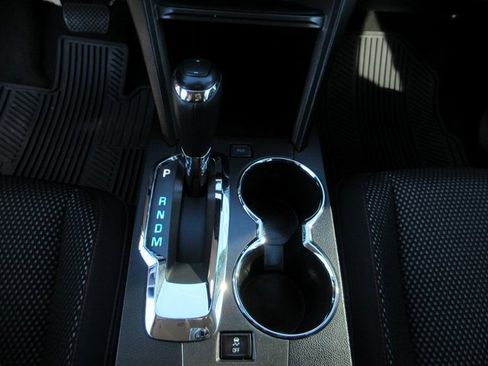 Used 2017 Chevrolet Equinox LT w/ Convenience Package image 17