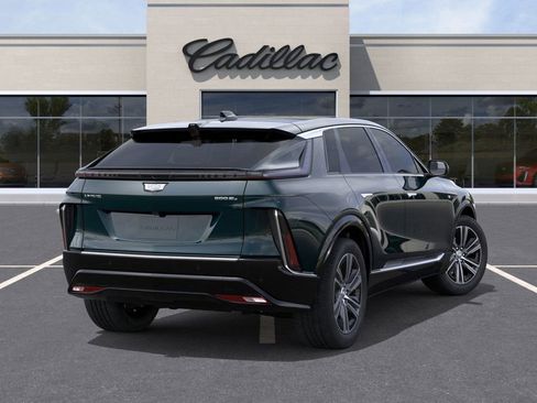 New 2026 Cadillac Lyriq Premium Luxury w/ LPO, Floor Liner Package AWD/4WD image 4