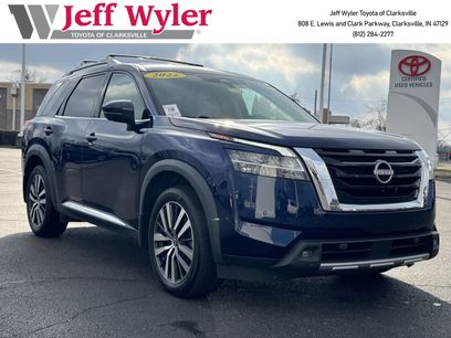 Used 2022 Nissan Pathfinder Platinum w/ Cargo Package
