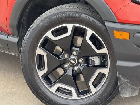 Used 2023 Ford Bronco Sport Outer Banks w/ Tech Package image 35