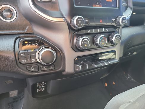 Used 2024 RAM 1500 Big Horn AWD/4WD image 24