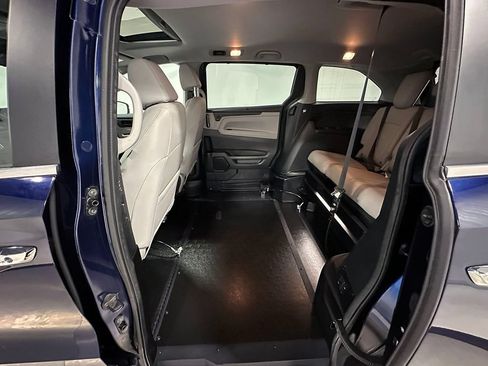 Used 2021 Honda Odyssey EX-L image 15