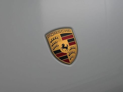 Certified 2023 Porsche Macan Turbo AWD/4WD image 13