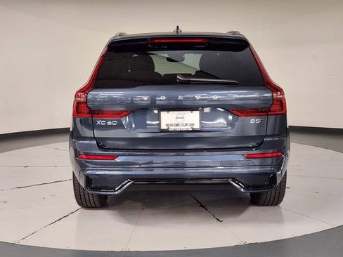 New 2026 Volvo XC60 B5 Plus w/ Climate Package image 10