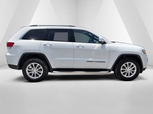 Used 2021 Jeep Grand Cherokee Laredo w/ Security & Convenience Group AWD/4WD image 8