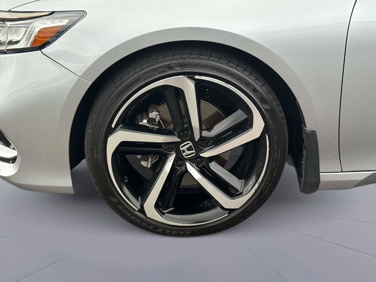 Certified 2020 Honda Accord Sport image 11
