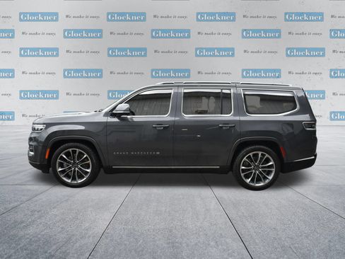 Used 2022 Jeep Grand Wagoneer Series III AWD/4WD image 9