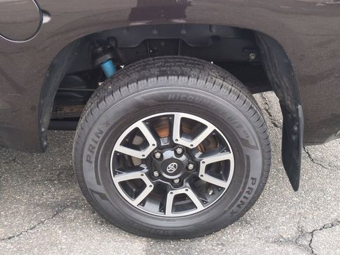 Used 2020 Toyota Tundra Limited w/ Limited Premium Package image 25