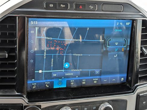 Used 2022 Ford F250 Lariat w/ Chrome Package image 17