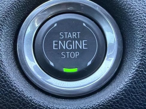 Used 2025 Chevrolet Colorado Trail Boss AWD/4WD image 23