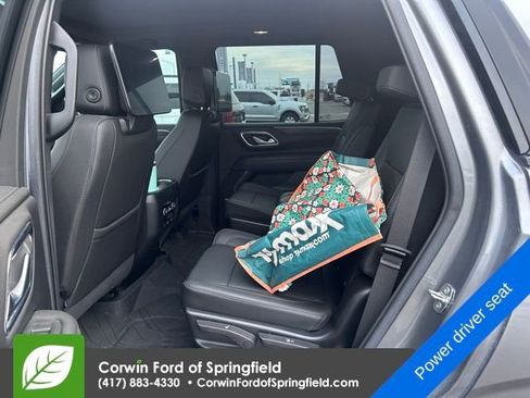 Used 2021 Chevrolet Tahoe Z71 w/ Rear Media and Nav Package image 12