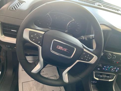 Used 2024 GMC Terrain SLT AWD/4WD image 13