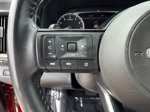 Used 2023 Nissan Pathfinder SL w/ Black Appearance Package AWD/4WD image 24