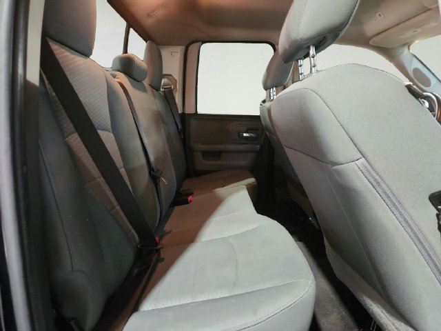 Used 2019 RAM 1500 Classic SLT w/ SLT Plus D←cor Group AWD/4WD image 16