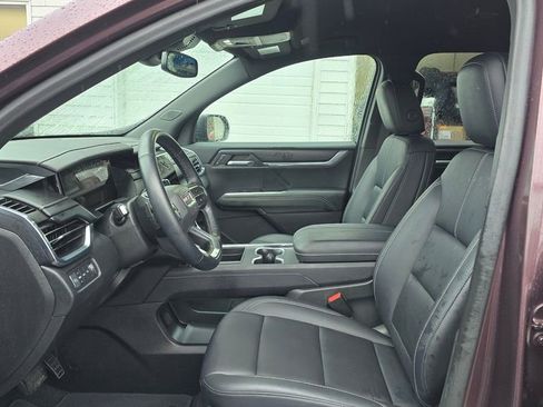 Used 2024 GMC Acadia Elevation image 24