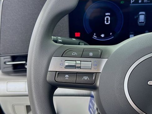 New 2026 Hyundai Kona SE FWD image 15