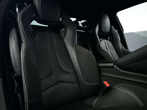 Used 2023 Chevrolet Corvette Stingray w/ Z51 Performance Package image 63