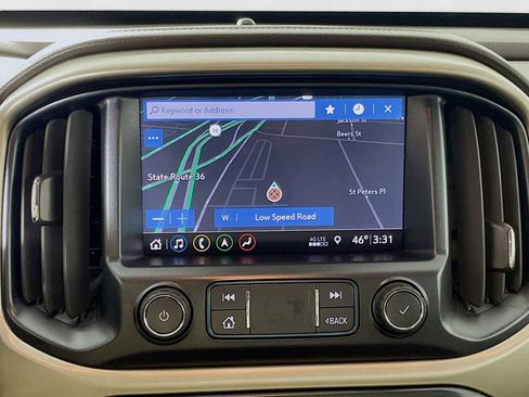 Used 2021 GMC Canyon Denali image 11