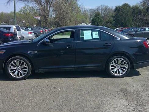 Used 2015 Ford Taurus Limited w/ Equipment Group 301A FWD image 11