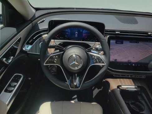 New 2026 Mercedes-Benz E 350 4MATIC Sedan image 12