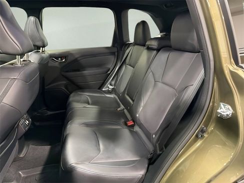 Used 2026 Subaru Forester Limited image 31
