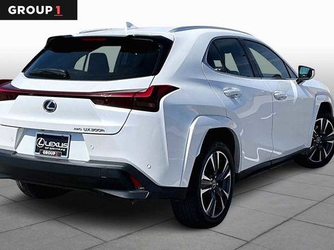 Certified 2025 Lexus UX 300h Premium w/ Cold Area Package image 11
