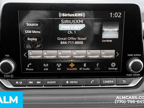 Used 2024 Nissan Rogue SV image 43